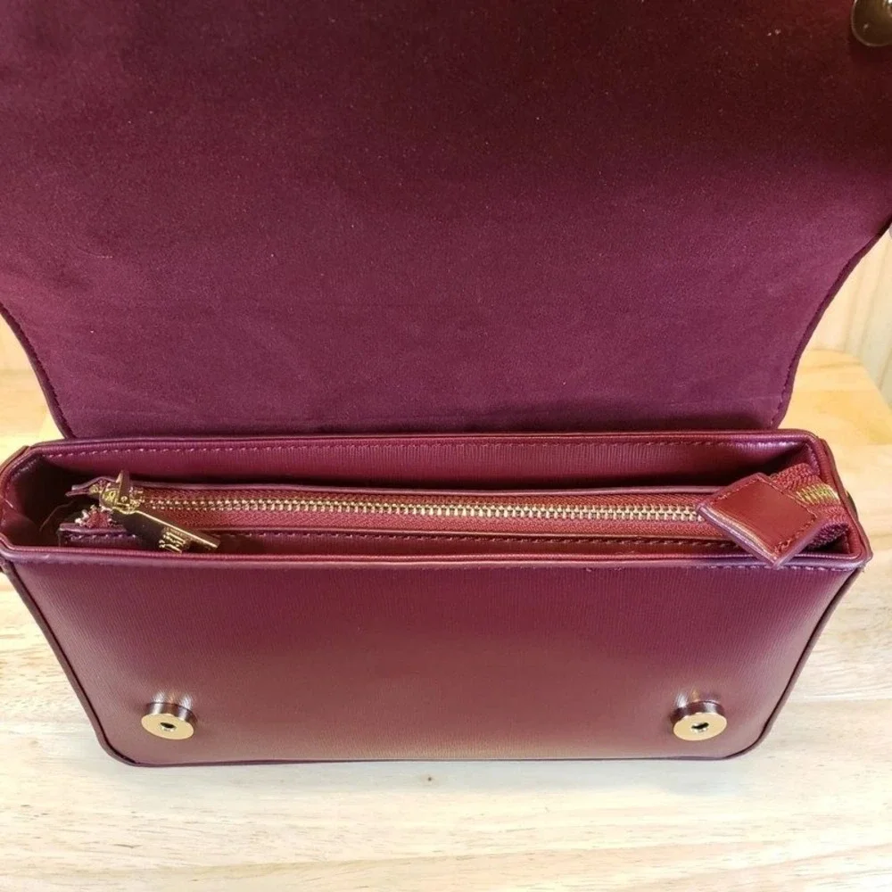 Badgley Mischka Burgundy Saffiano Faux Leather Bow Crossbody Flap Bag Gold Logo